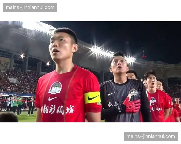 泰山客场止颓关键回合：瓦科抓住王国明出击失误吊射空门